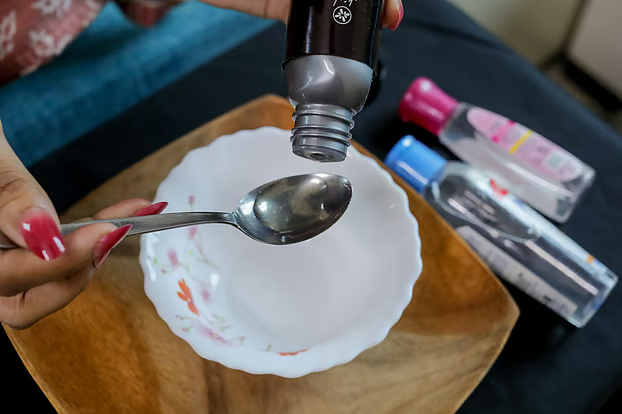 ত্বক পরিষ্কার করতে সাবানের বদলে এসব প্রাকৃতিক উপাদান ব্যবহারে যত উপকার